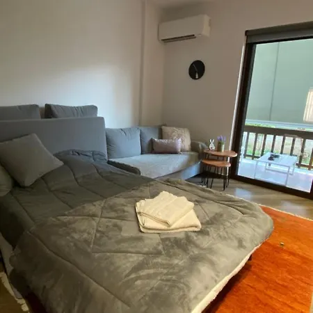 Luxury Akrata
